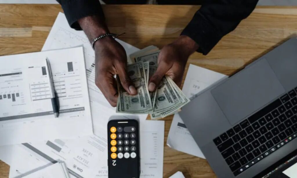 financas-pessoais-orcamento-e-investimentos-para-quitar-dividas-rapido